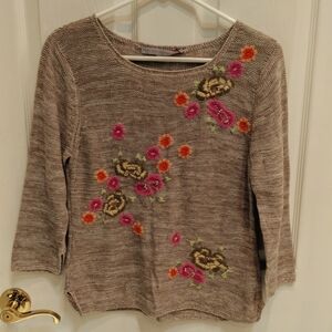 S.A. Collection Women's 3/4 Sleeve Knit Top with Embroidery Size Large Runs Sm